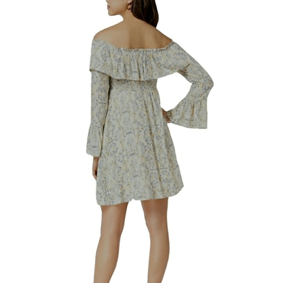 NWT szM American Rag off the shoulder ruffle dress - Picture 3 of 8